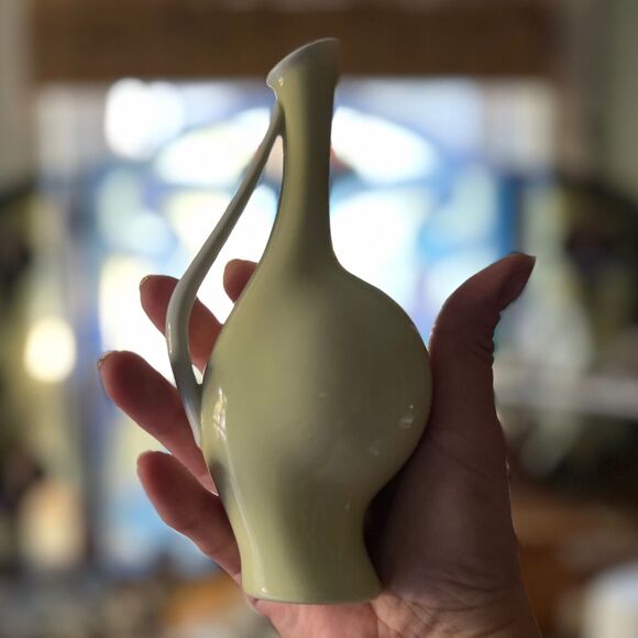 Fritz Heidenreich 1950s for Rosenthal Pregnant Louise Vase 7" Pale Yellow, White - Picture 9 of 16